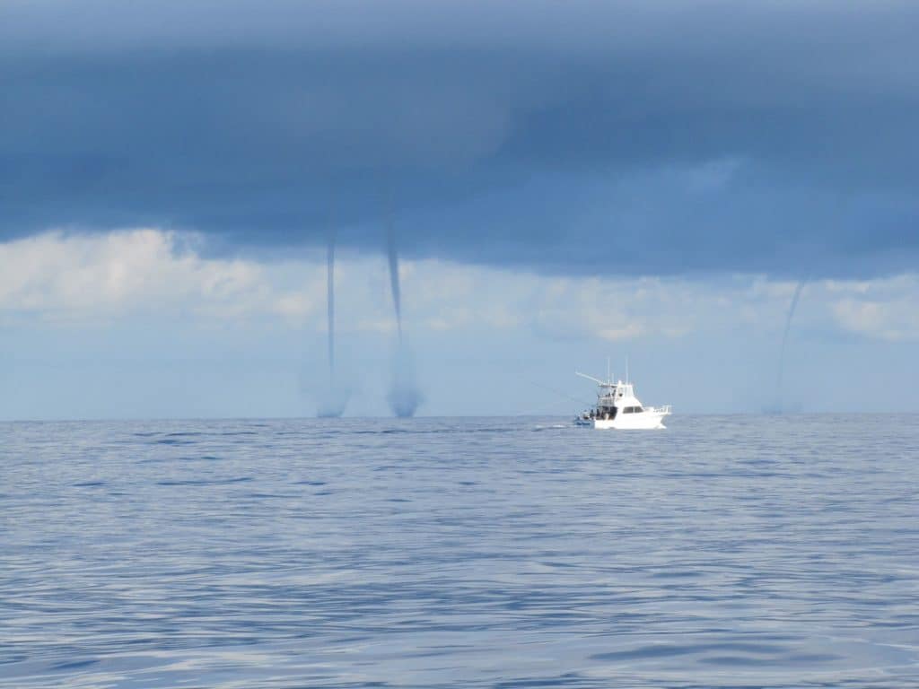 waterspouts form during storm