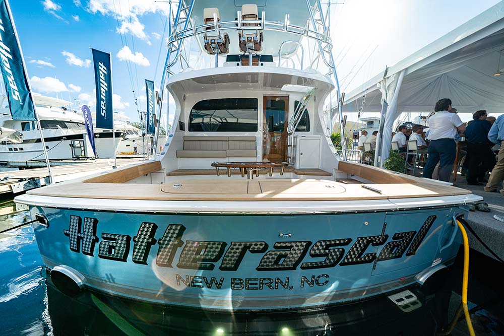 2019 hatteras gt59