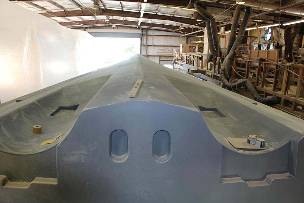 the deep tunnel pockets on a boat hull