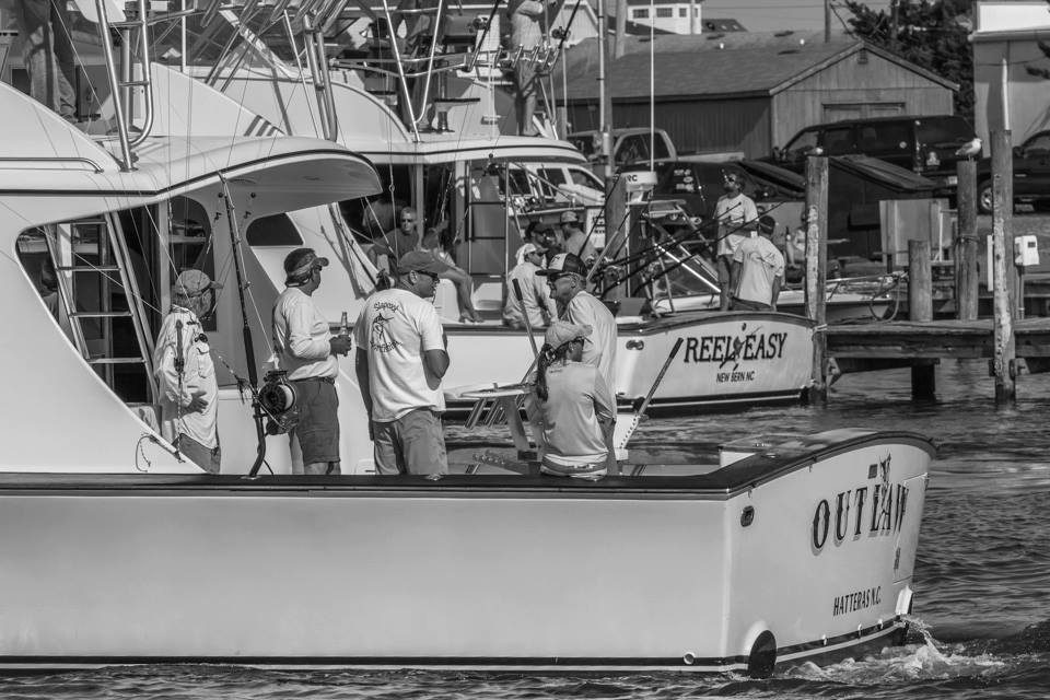 black and white image from 2016 Hatteras Village Offshore Open