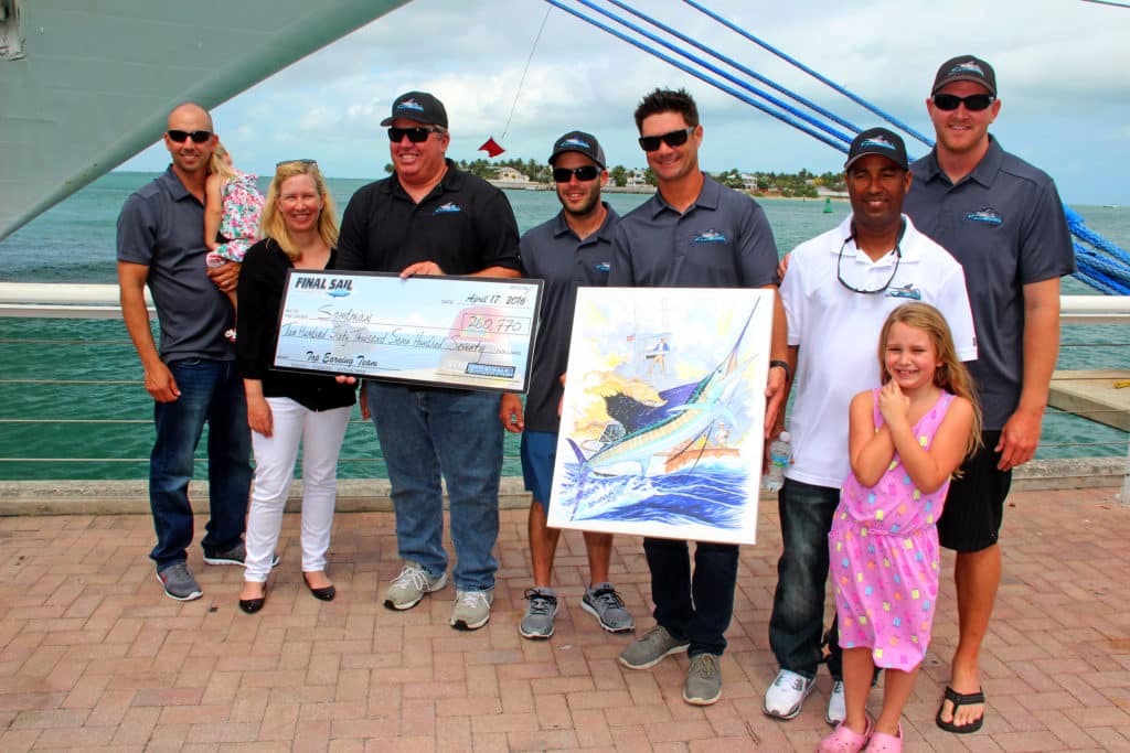 Sandman's Sandra MacMillan and John Louie Dudas, first place in the 2016 Final Sail tournament.