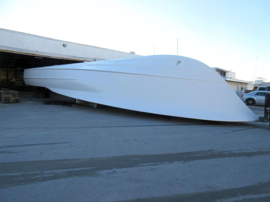 Jarrett Bay 64 foot Contango boat build progress