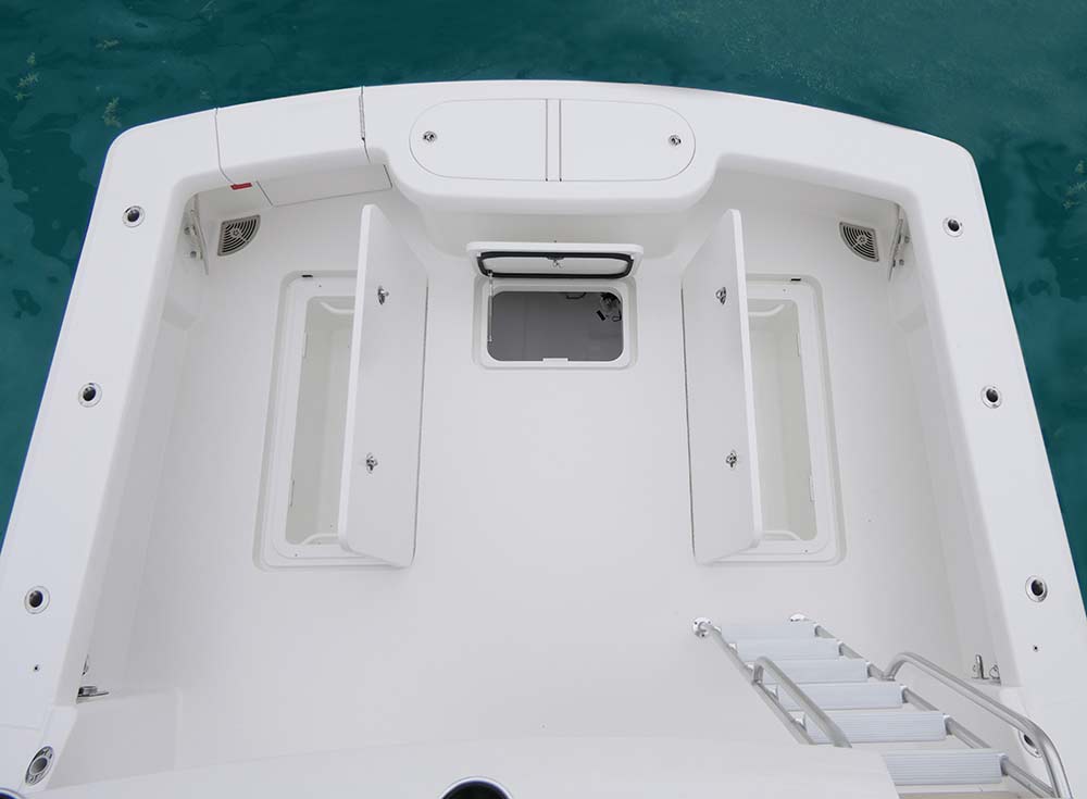 viking yachts command deck