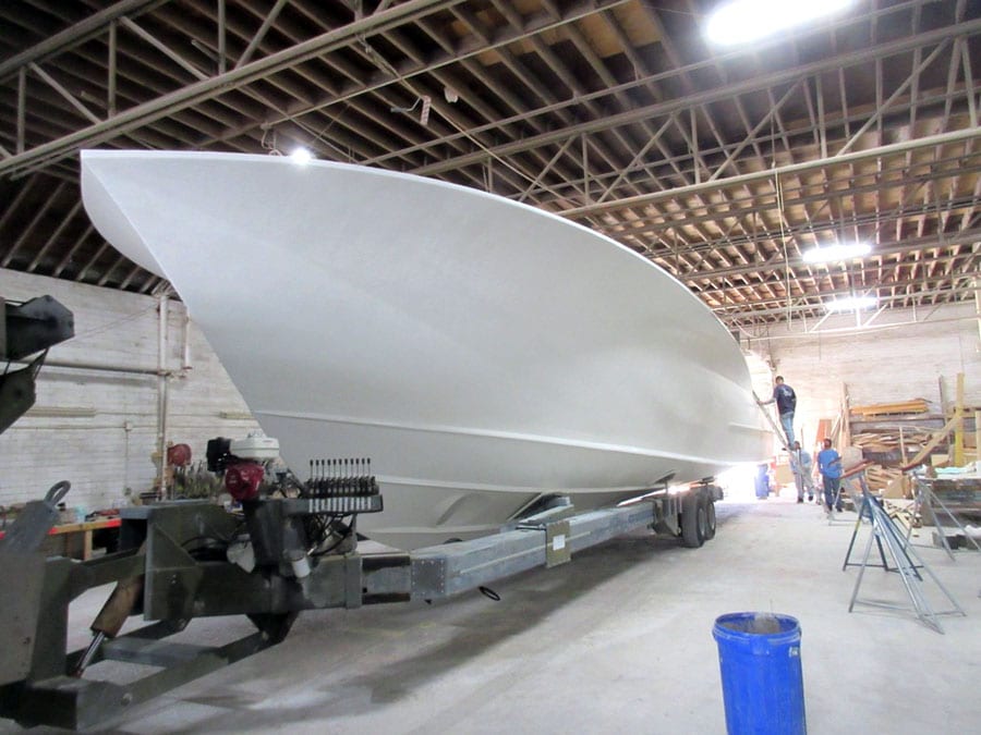 Jarrett Bay 64 foot Contango boat build progress