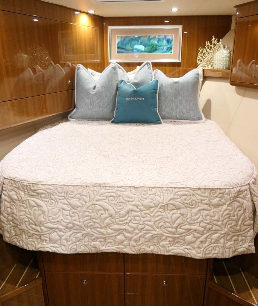viking yachts billfish 38 stateroom