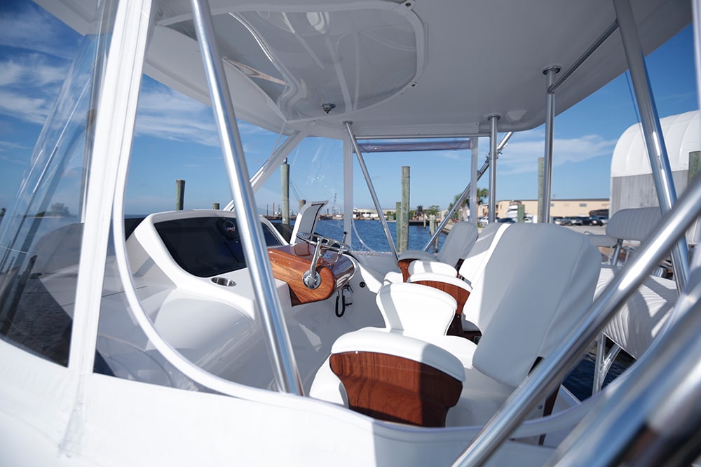 bertram 35 helm seating