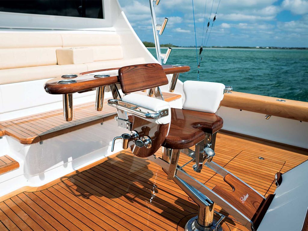 caison yachts cold motion fighting chair deck