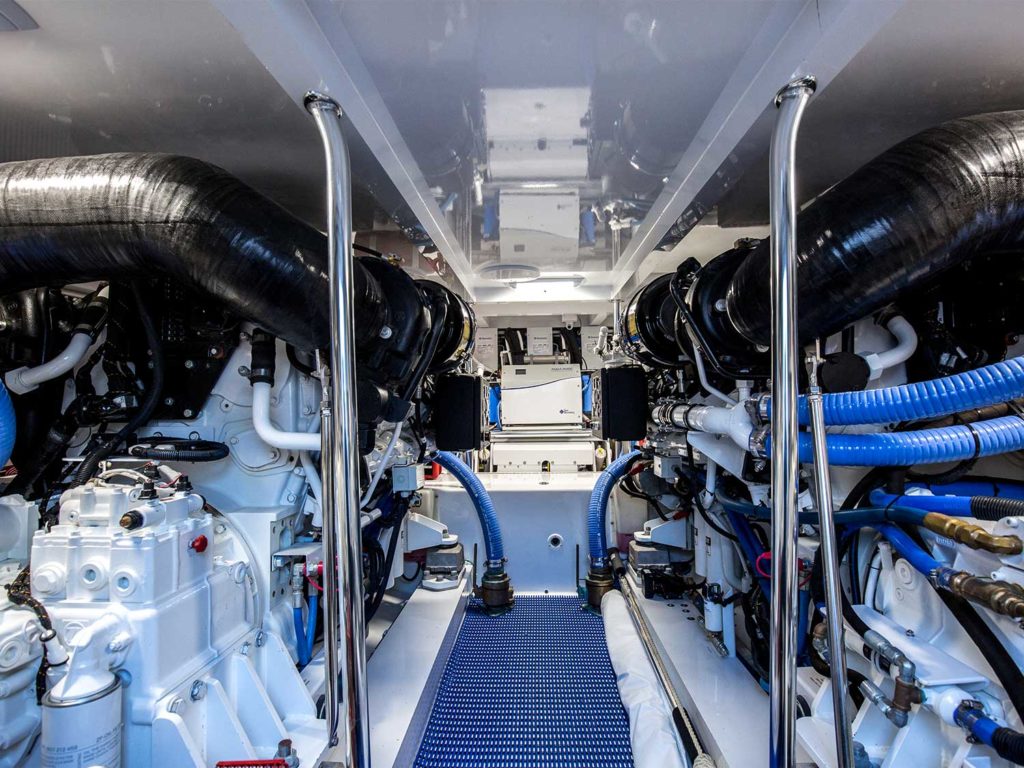 engine room of the caison yacht cold motion