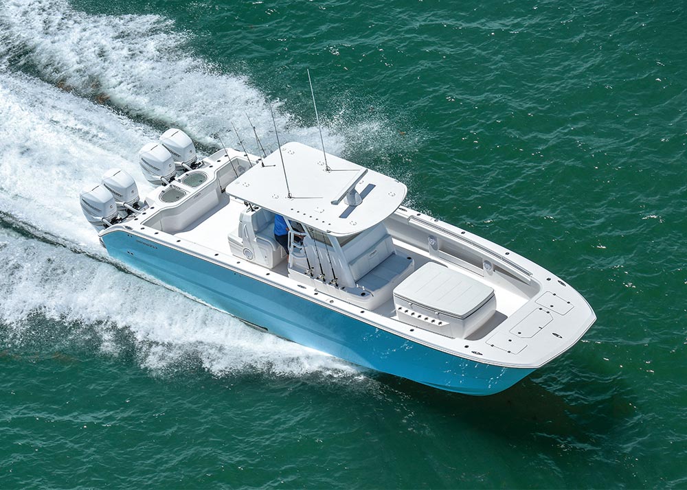 2019 Invincible 40 walkaround fishing boat