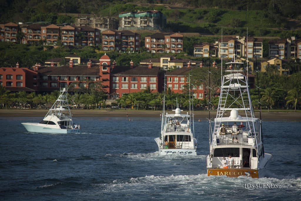 boats returning