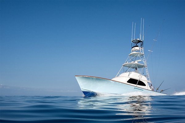 Gamefisherman 46 Flybridge Sportfisherman on water