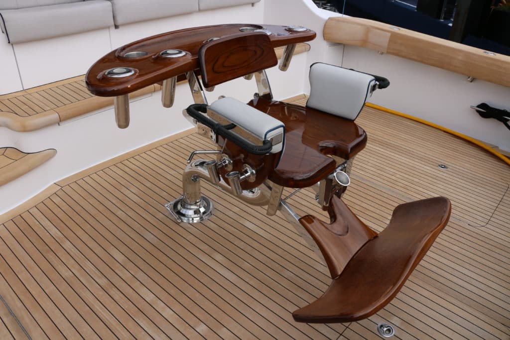 Hatteras GT63 fighting chair