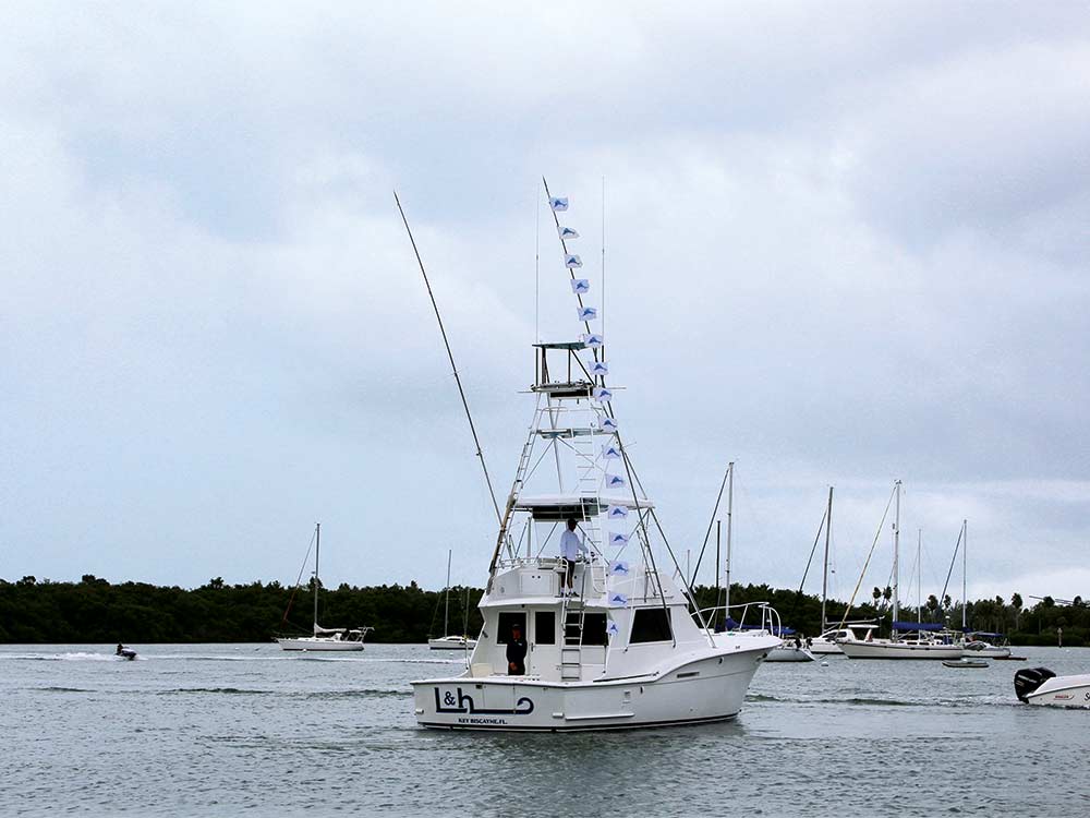 sport fishing boat with release flags