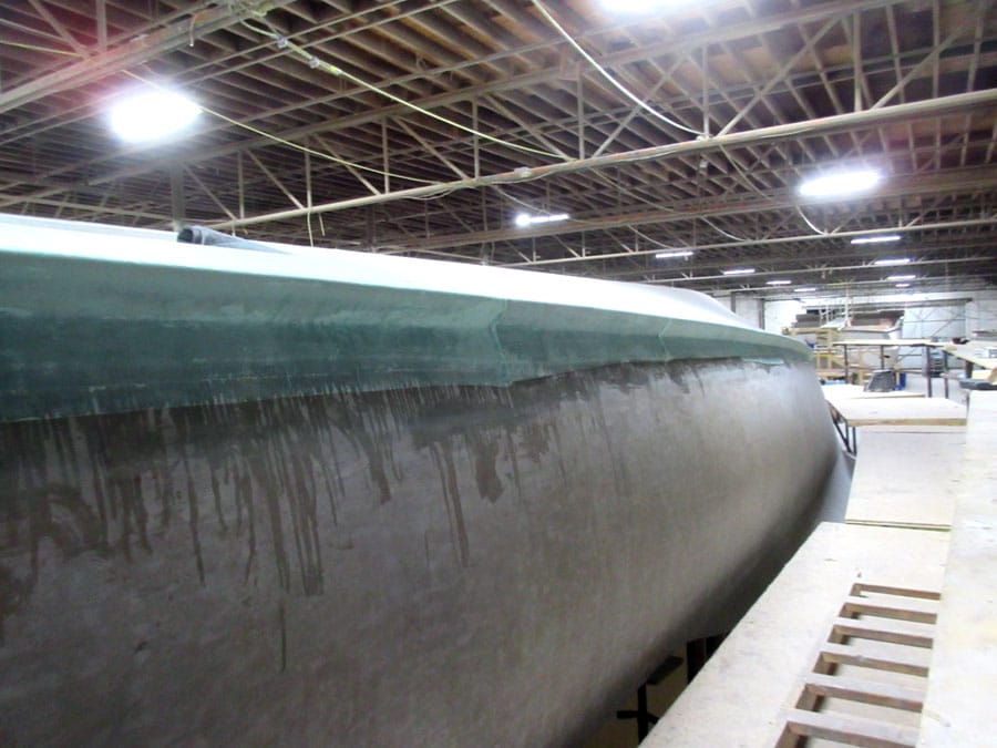 Jarrett Bay 64 foot Contango boat build progress