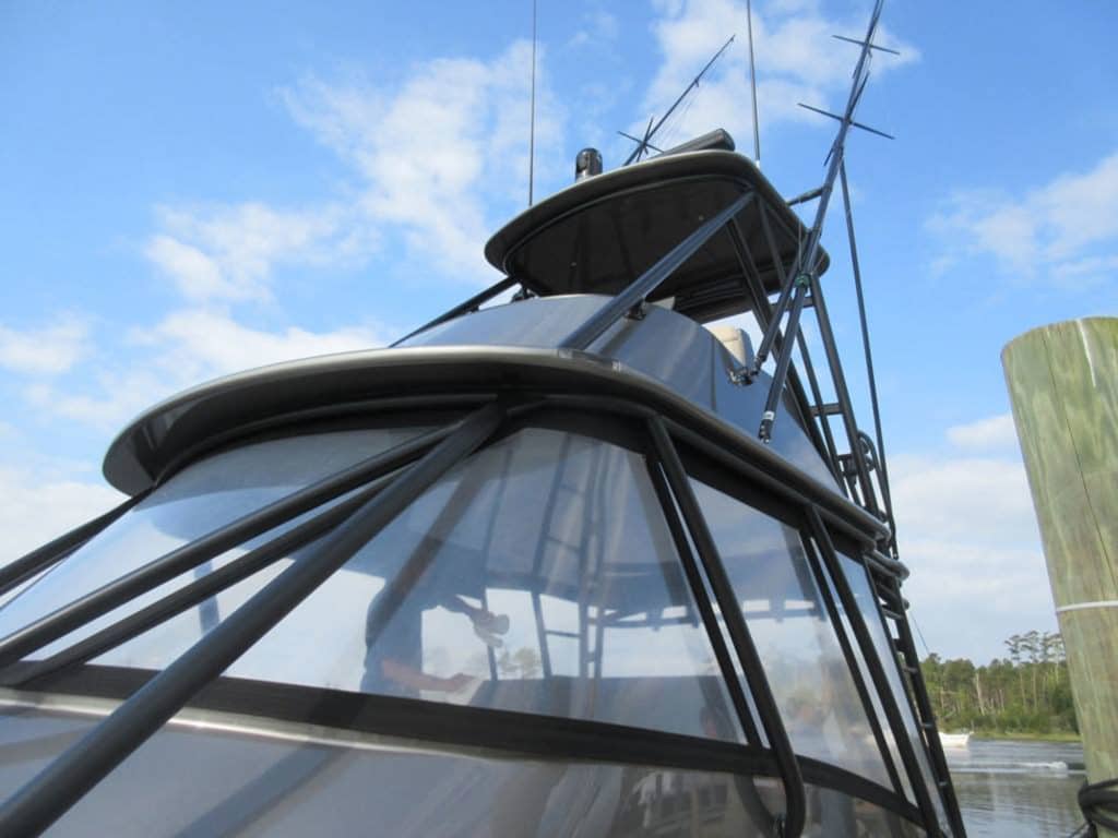 Jarrett Bay: Grander 46' walkaround express