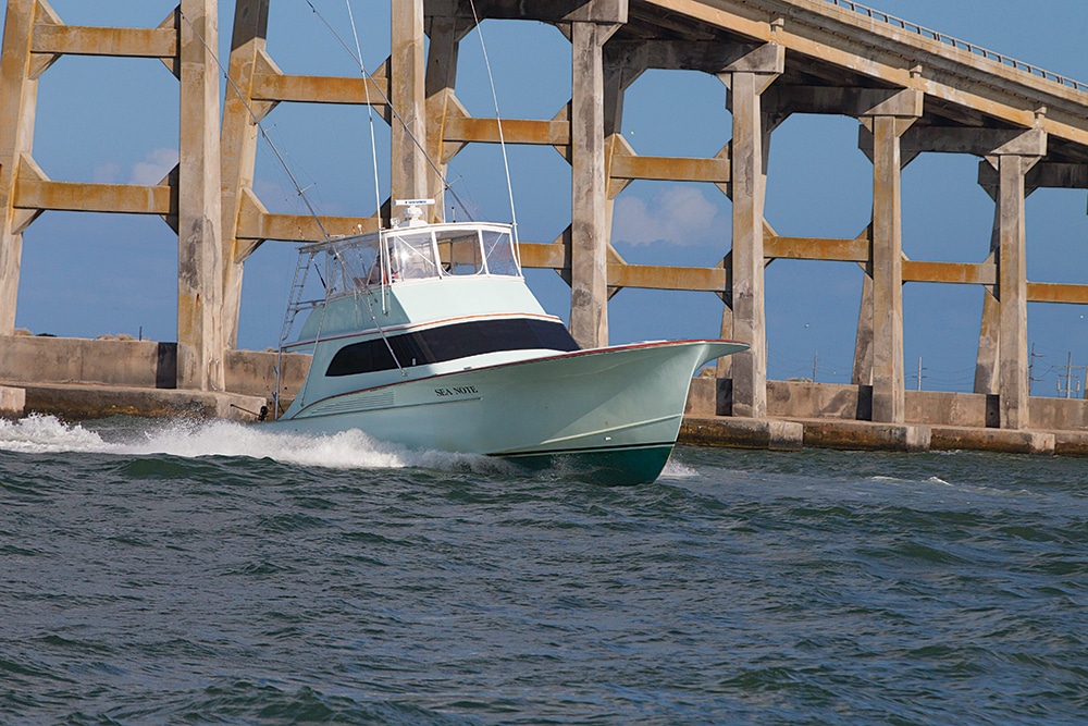 Carolina boat fishes out the Oregon Inlet