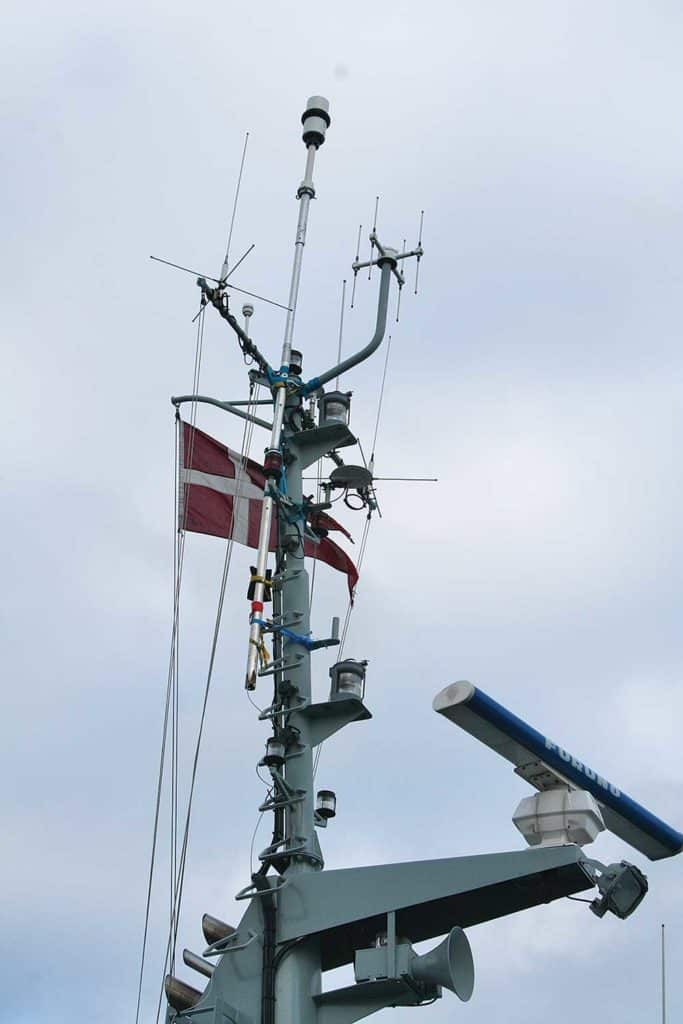 radio receivers for search-and-rescue