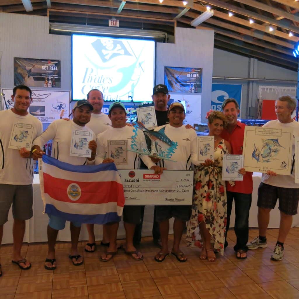 2016 Pirates Cove Billfish Tournament Uno Mas first place team Brooks Smith