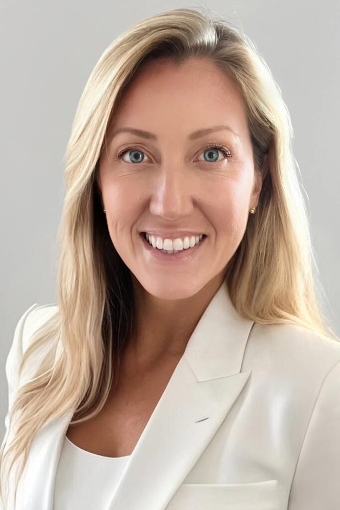Lacey Hagler headshot
