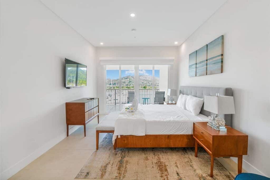 Bedroom of Marina Flamingo