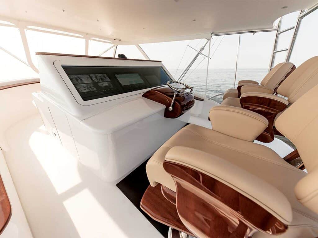 The center-console helm of the Bayliss Boatworks 75.