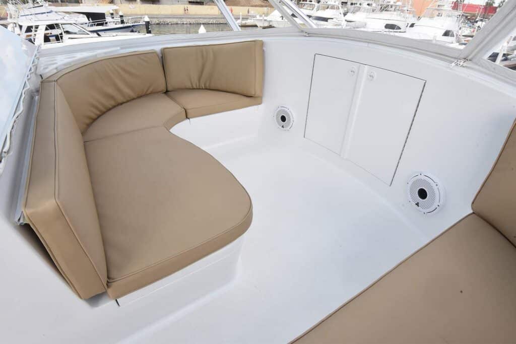 mag-bay-karma-forward-seating