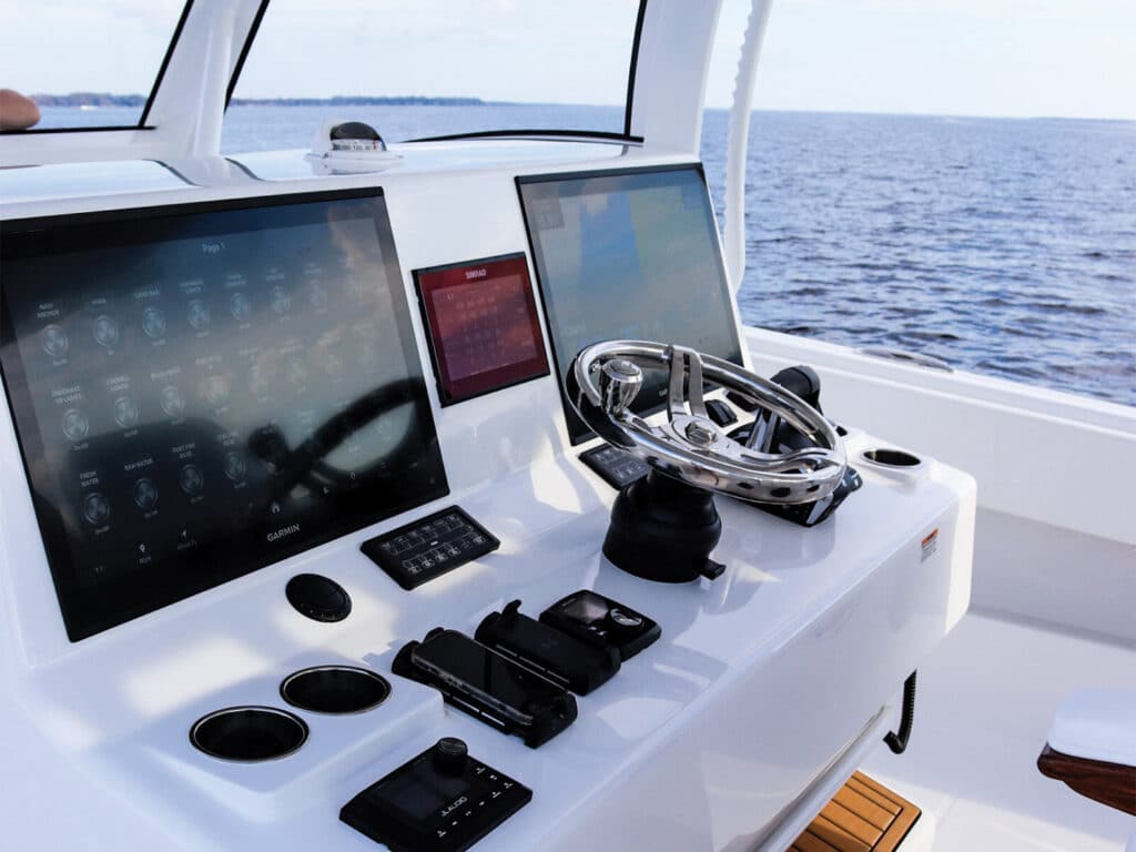 Front Runner 43 Catamaran bridge